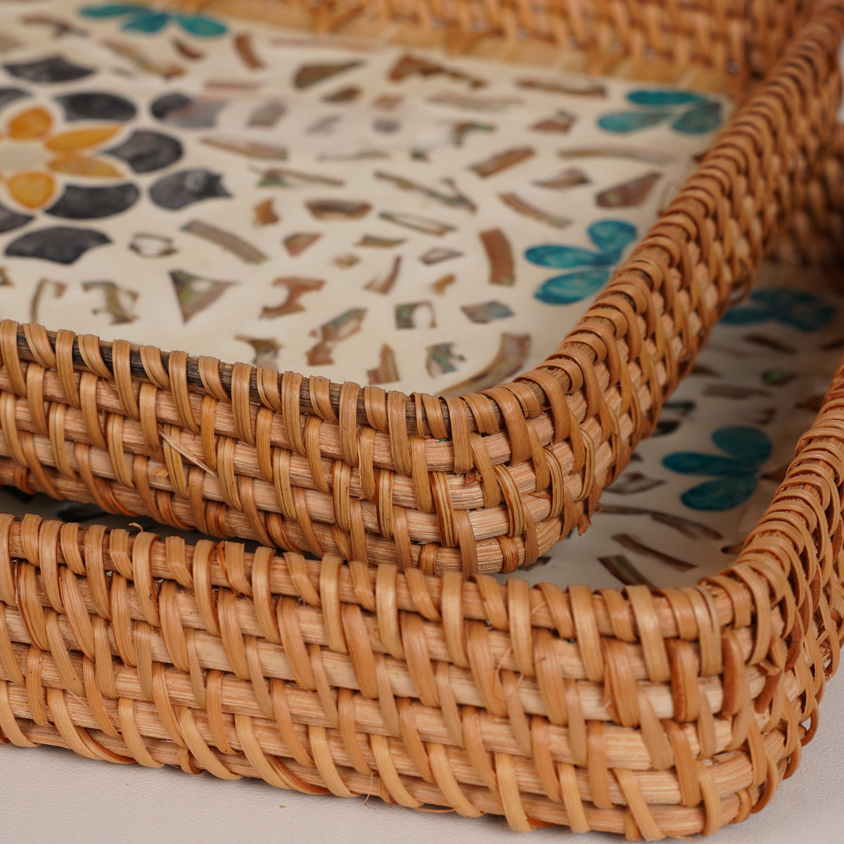 Corail (SET OF 2) — Mother of Pearl Rattan Tray set, Rectangle
